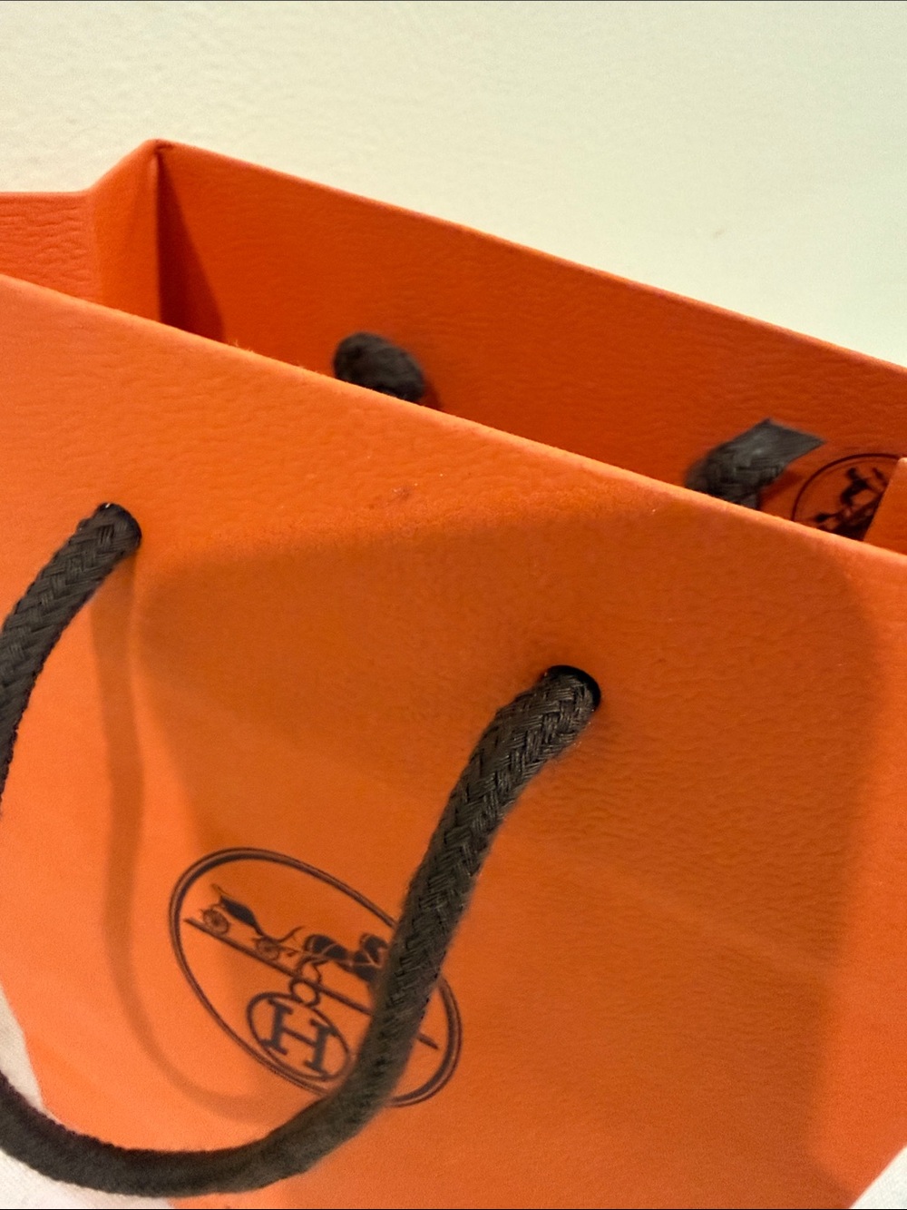 Authentic Hermes Orange Shopping Bag with brown Handles Hermes gift bags - Picture 4 of 10